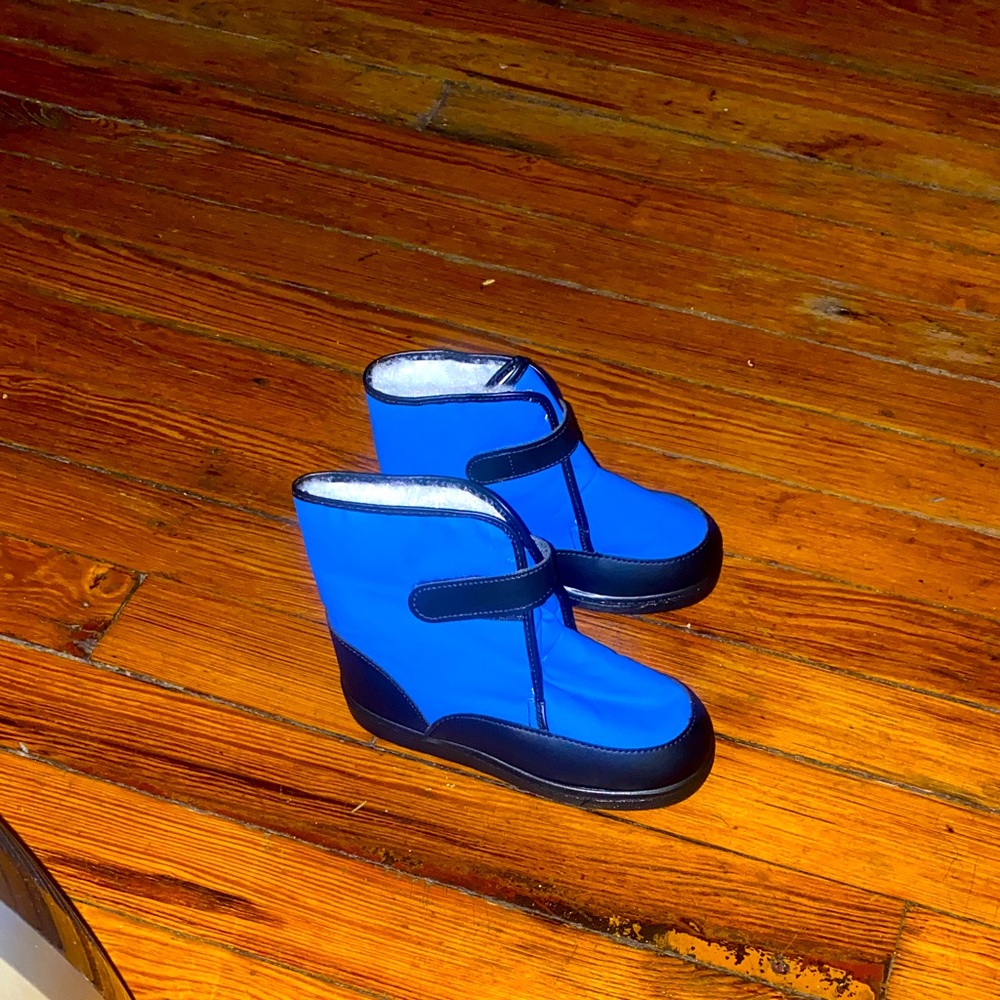 Blue and black Boy’s boot